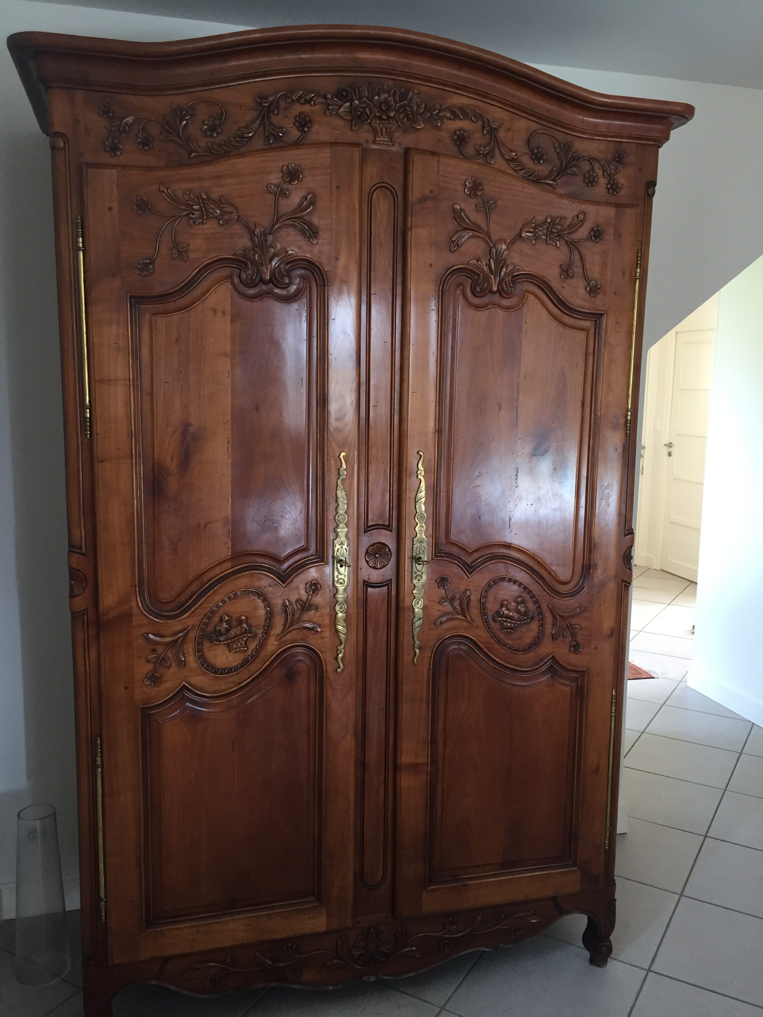 armoire merisier rouge 2 portes