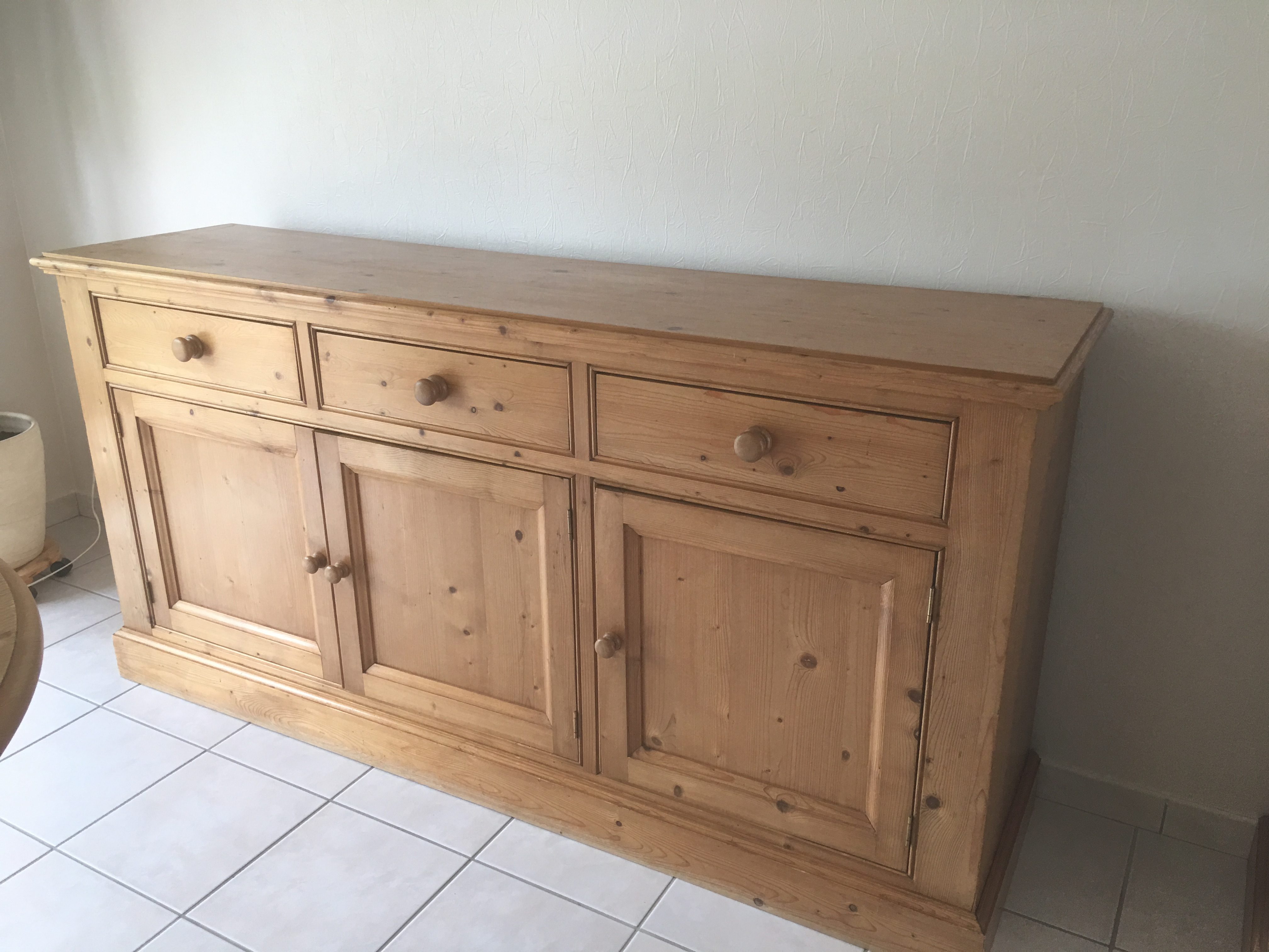 Enfilade pin teinté miel Enfilade pin teinté miel
